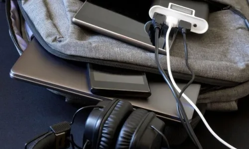 هشدار فرودگاه دبی برای حمل پاوربانک