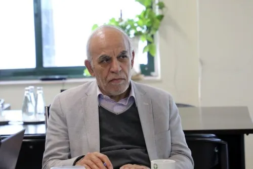مناطق آزاد در راه تحقق سیاستهای توسعه دریامحور ایفای نقش کنند
