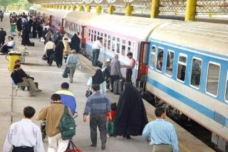 38 قطار رجا زائرین اربعین حسینی را جابه جا می كنند